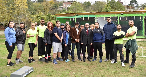Üzülmez, Obezite ile Mücadele Derneğini ziyaret etti.