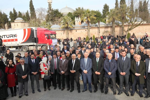 Elazığ Yardım TIR’ı Dualarla Uğurlandı