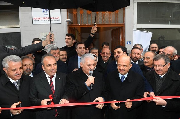 Kocaeli Erzincanlılar Derneği Açılışı Başbakan’la Yaptı