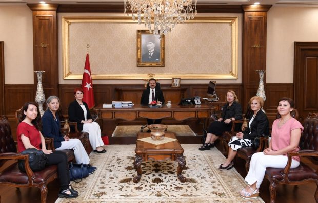 Türk Üniversiteli Kadınlar’dan Vali Aksoy’a Ziyaret