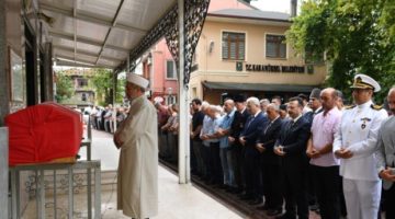 Kıbrıs Gazisi dualarla son yolculuğuna uğurlandı