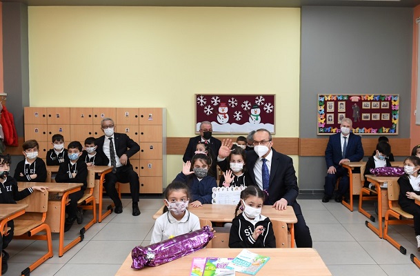 Vali Seddar Yavuz karne dağıtım töreninde