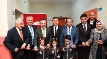 Dilovası Mehmet Zeki Obdan İlköğretim okulunun Montessori Sınıfı açıldı