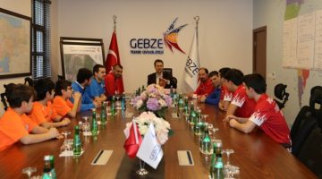 GTÜ, Türkiye Masa Tenisi Milli Takımı’nı kampüste ağırladı.