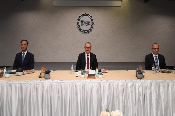 Komutanlara Veda Yemeği