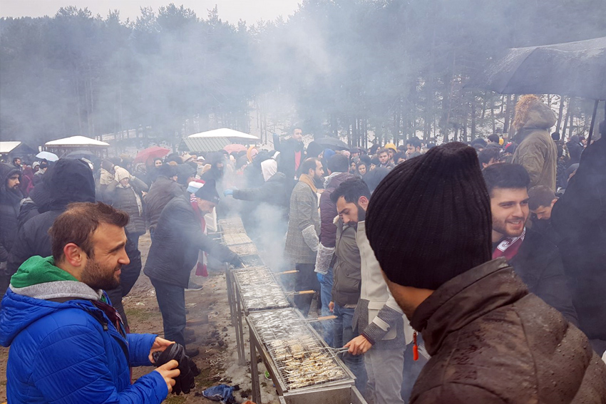 GTÜ Öğrencileri Hamsi Festivalinde