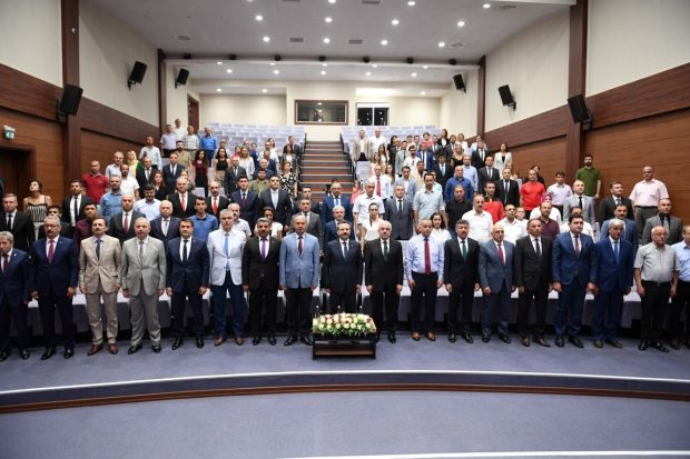 33 Okuldan 78 Eğitimciye Başarı Belgesi
