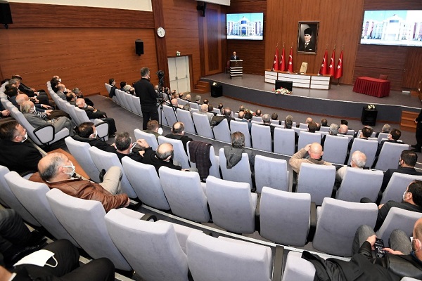 “İlimizde 417 bin öğrencimiz, emanetimiz var”
