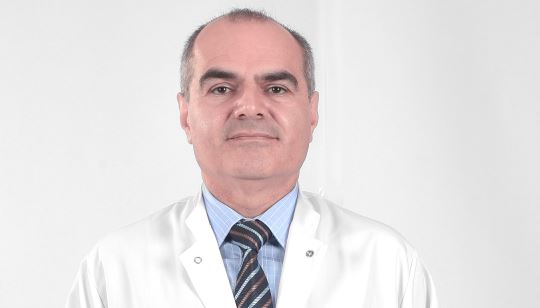 Aşırı el terlemesine ameliyatla kesin çözüm