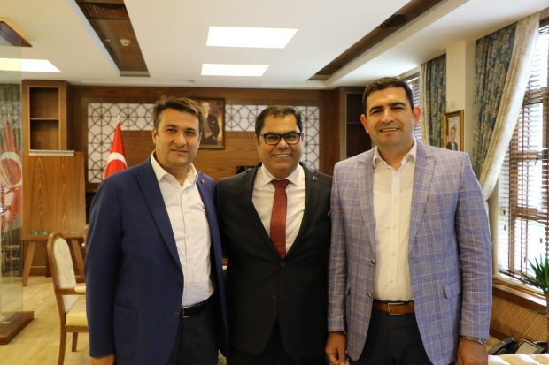 “Her kademeden öğrencimizi destekleriz”