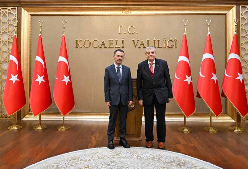 Kocaeli İl Genel Meclisi Eski Başkanı Ali Ayaz, Vali İlhami Aktaş’ı Ziyaret Etti