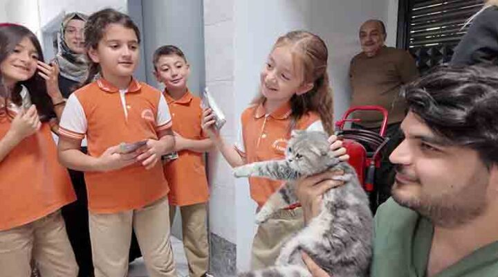 Çayırovalı minikler, can dostlarımızı ziyaret etti