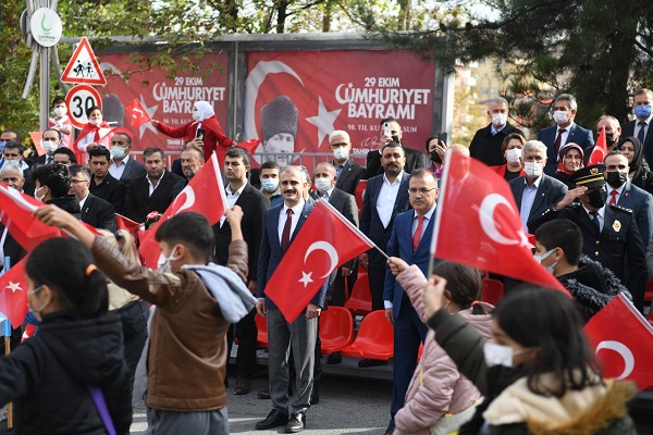 Çayırova’da Cumhuriyet Coşkusu