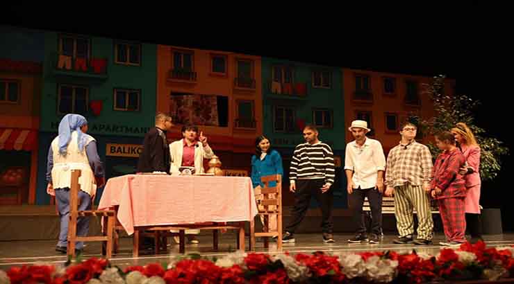 Çayırovalı özel bireyler büyük alkış aldı