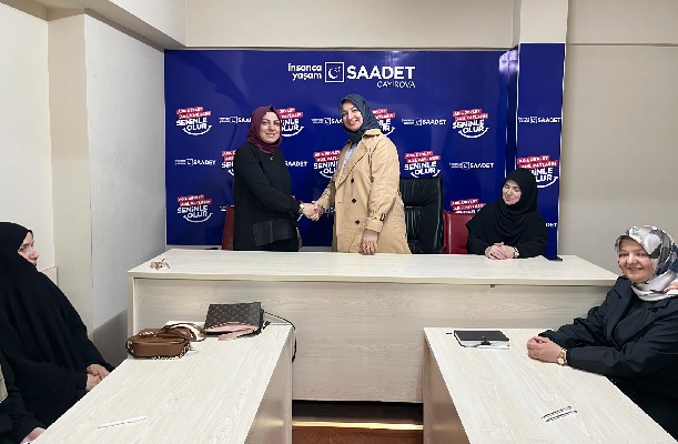 Çayırova Kadın Kollarında Bayrak Değişimi