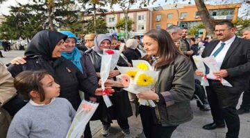 Gölcük’te 5 Aralık Dünya Kadın Hakları Günü Kutlandı