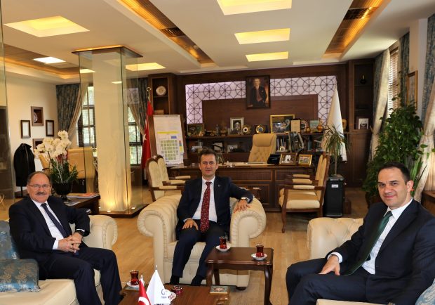 SEDAŞ Yöneticilerinden Rektör Görgün’e Tebrik Ziyareti