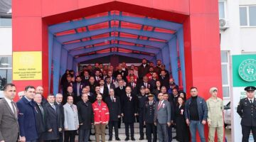 DİLOVASI’NDA 18 MART ÇANAKKALE ZAFERİ COŞKUYLA KUTLANDI