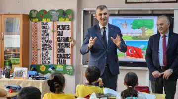 BAŞKAN SEZER ÖĞRENCİLERİN HAYAT BİLGİSİ DERSİNE KONUK OLDU