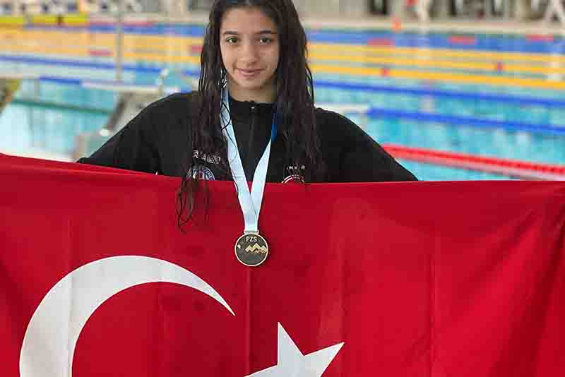 GÖLCÜKLÜ MİLLİ SPORCU ELA İŞCAN’DAN BÜYÜK BAŞARI