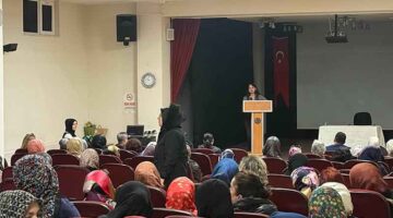 GÖLCÜK’TE KANSER VE SAĞLIK OKURYAZARLIĞI EĞİTİMİ DÜZENLENDİ