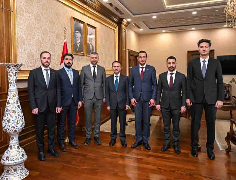 Türk Hukuk Enstitüsü Kocaeli Şubesinden Vali Aktaş’a Ziyaret
