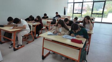 LGS’ye bilgi evlerinde hazırlandılar, hayalleri için gün sayıyorlar