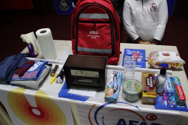 AFAD’dan  Okullarda Afet Çantası Tanıtımı