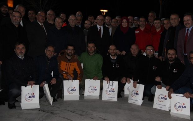 Arama kurtarma kuruluşları bir araya geldi