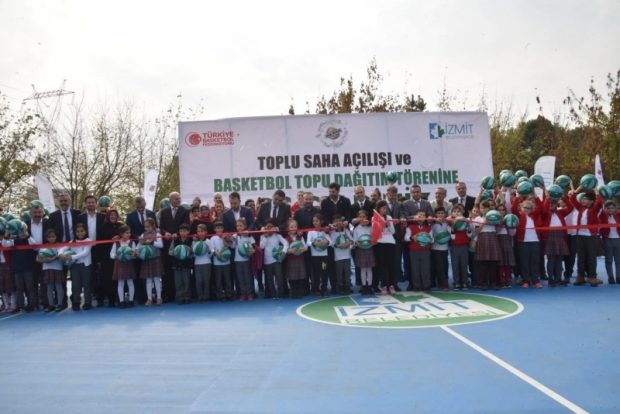 Basketbol topu dağıtımı devam etti