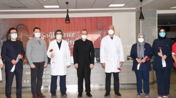 Vali Yavuz, sağlık çalışanlarının bayramını kutladı