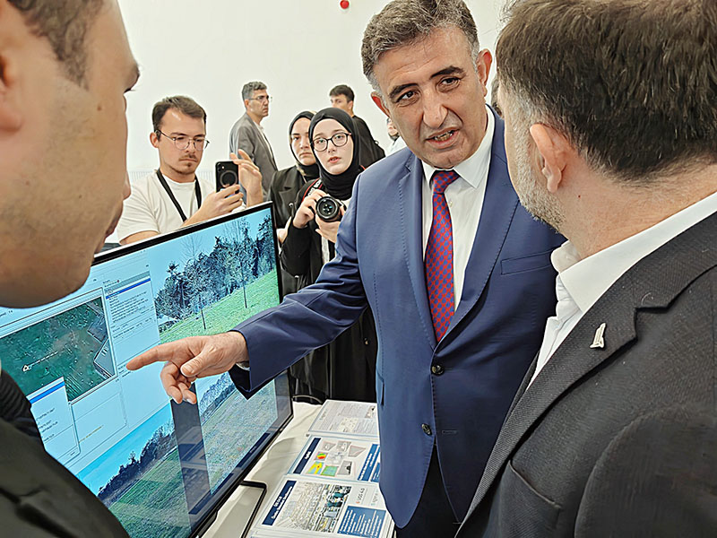 Havacılık ve Uzay Zirvesi’nde Türkiye’nin Gelecek Vizyonu Konuşuldu