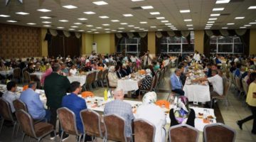 Belediye personeli iftar sofrasında bir araya geldi