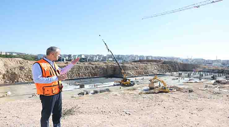 Çiftçi’den Çayırova Devlet Hastanesi inşaatında inceleme