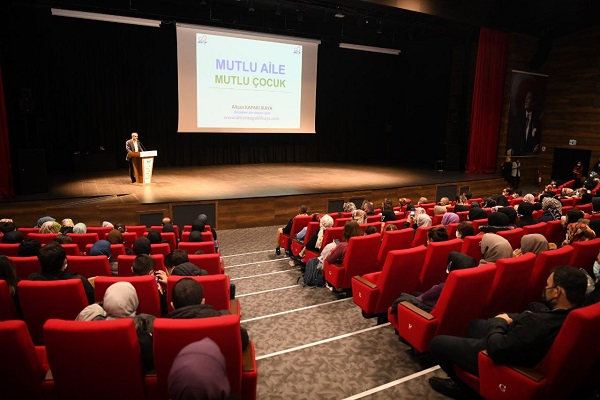 Kitap Fuarına İlgi Büyük