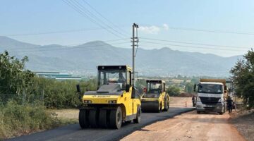 Kartepe’de Asfalt Çalışmaları Tüm Hızıyla Sürüyor