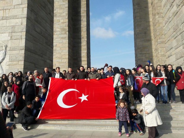 “Gençlik Şühedanın İzinde”