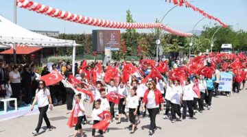 Çayırova’da 19 Mayıs dolu dolu geçti