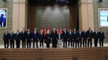Cumhurbaşkanı Erdoğan kabinesini açıkladı