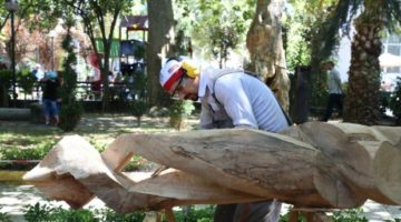 Ahşap Heykel Sempozyumu Tüm Hızıyla Devam Ediyor