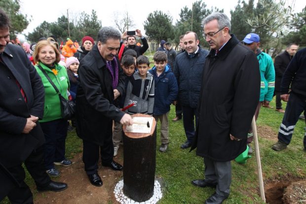 1000 Fidan Toprakla Buluştu