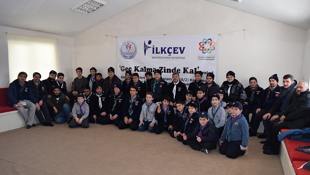 İLKÇEV’den Yarıyıl Tatilinde İzci Kampı