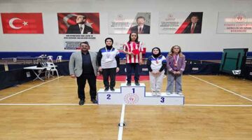 Gölcük’te Atatürk Haftası Masa Tenisi Turnuvası Sona Erdi