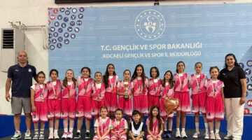 Çayırova’nın sporcuları madalya ve kupalara doymuyor