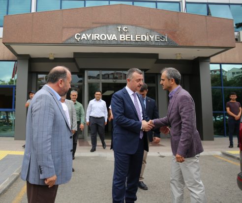 Büyükakın’dan Çiftçi’ye hayırlı olsun ziyareti