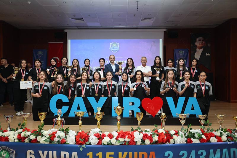 Çiftçi, “Sporcularımızın başarısı, Çayırova’mızın ortak gururudur”