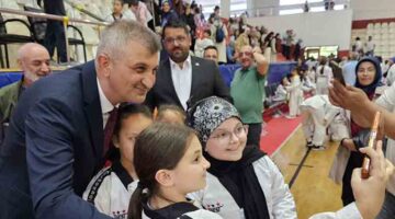 293 GÖLCÜK BELEDİYESPOR TAEKWONDO SPORCUSU KUŞAK ATLADI