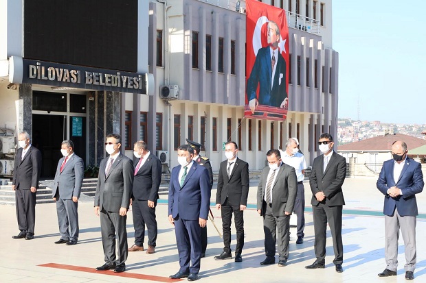 Dilovası’nda Zafer Bayramı coşkusu