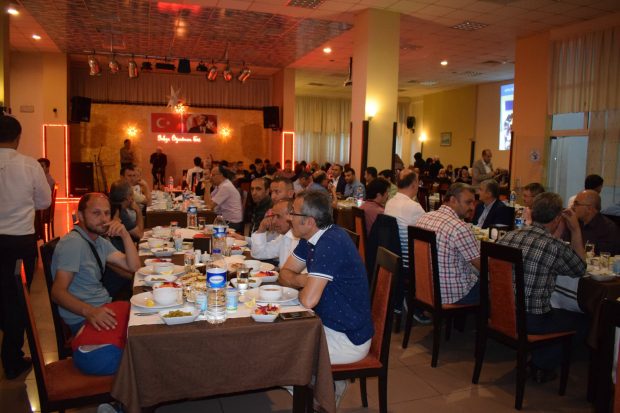 İLKÇEV’den Geleneksel Aile İftarı