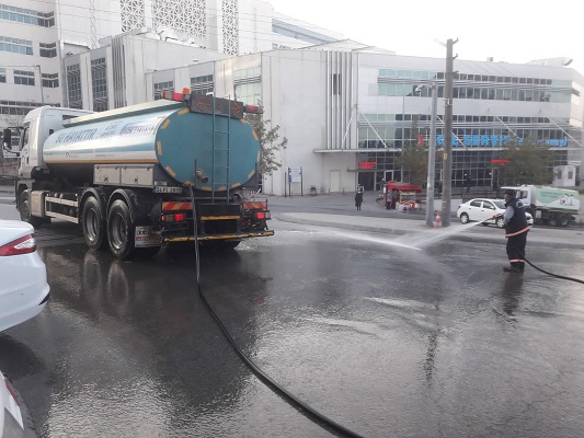 Ekipler kısıtlama günlerinde sahada!